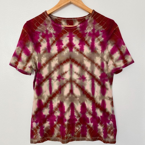 The Pieced V-Neck - Picture 1 of 4